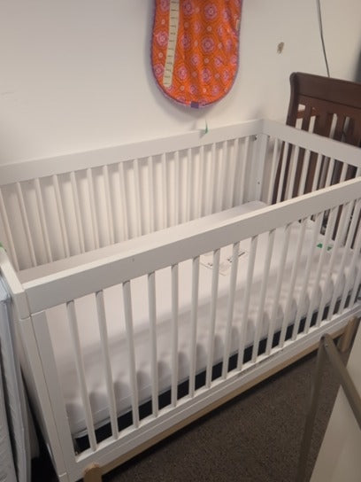 None Delta 4 In1 Crib, None