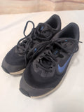 bu nike sneaker, 4